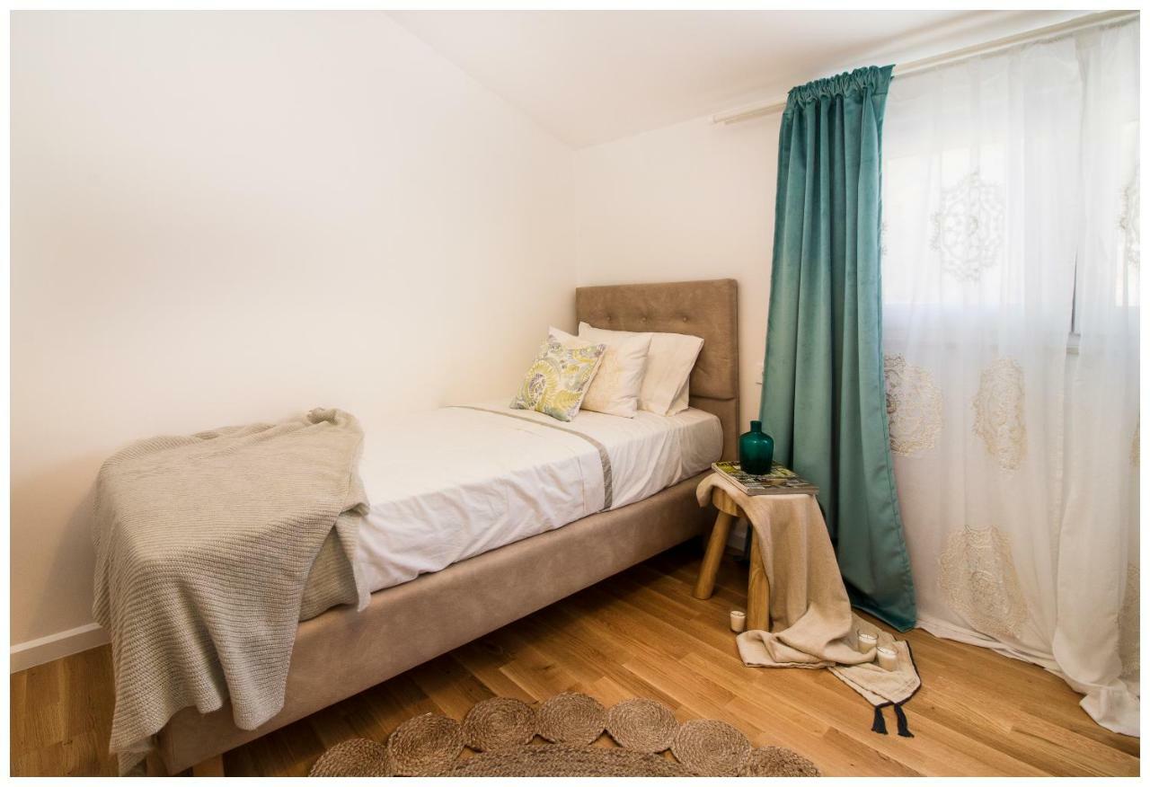 Apartman Sissy Primošten Екстериор снимка