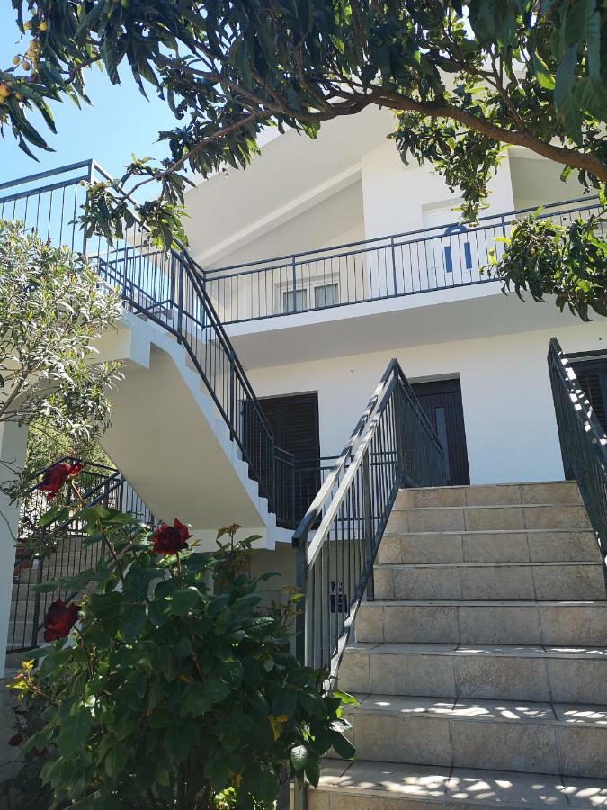 Apartman Sissy Primošten Екстериор снимка